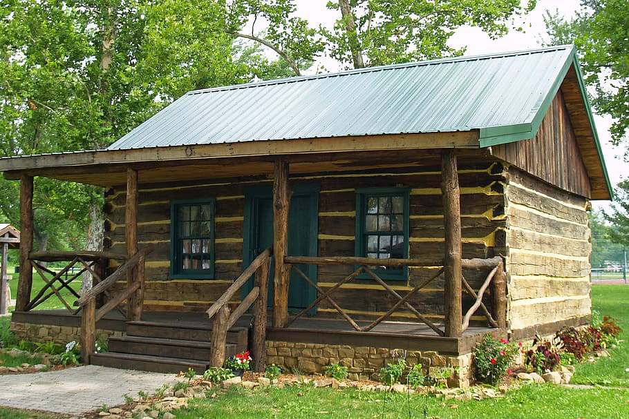 casa de madera marrón rodeada de árboles, registro, inicio, cabaña