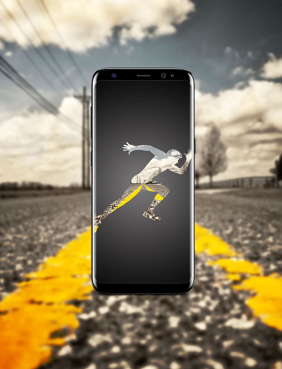 Samsung Galaxy S8 สีดำบนท้องถนน, ซัมซุง, โทรศัพท์สมาร์ทโฟน, สมาร์ทโฟน, กาแลคซี s8, เทคโนโลยี, กีฬา, นักกีฬา, กระสุนหมากรุก, อิเล็กทรอนิกส์, วอลล์เปเปอร์ HD, วอลเปเปอร์โทรศัพท์