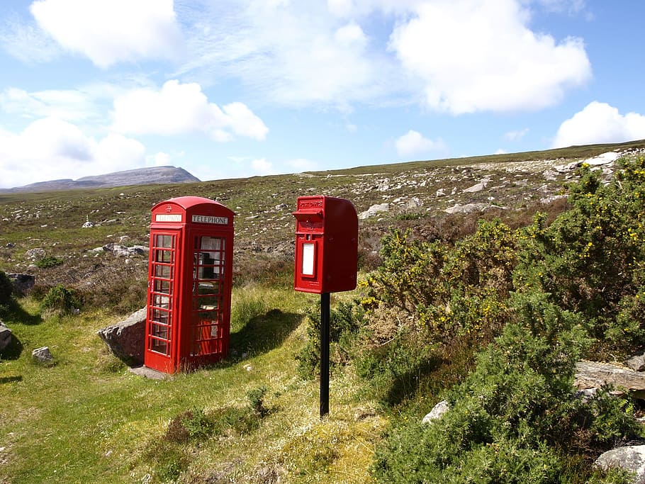ตู้โทรศัพท์ใกล้เนินเขาสกอตแลนด์ที่ราบสูงและหมู่เกาะตู้โทรศัพท์กล่องจดหมายสีแดงภูมิประเทศ a838 หลุมเออร์โบลประเทศอังกฤษ, วอลล์เปเปอร์ HD